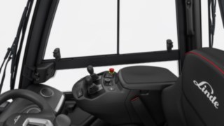 Die in mehreren Varianten verfügbare Armlehne sorgt für eine optimale Armauflage. Armlehne des Elektrostaplers E30 von Linde Material Handling
