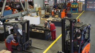 Aufbreitungsstation für Gebrauchtstapler Aufbreitungsstation für Gebrauchtstapler